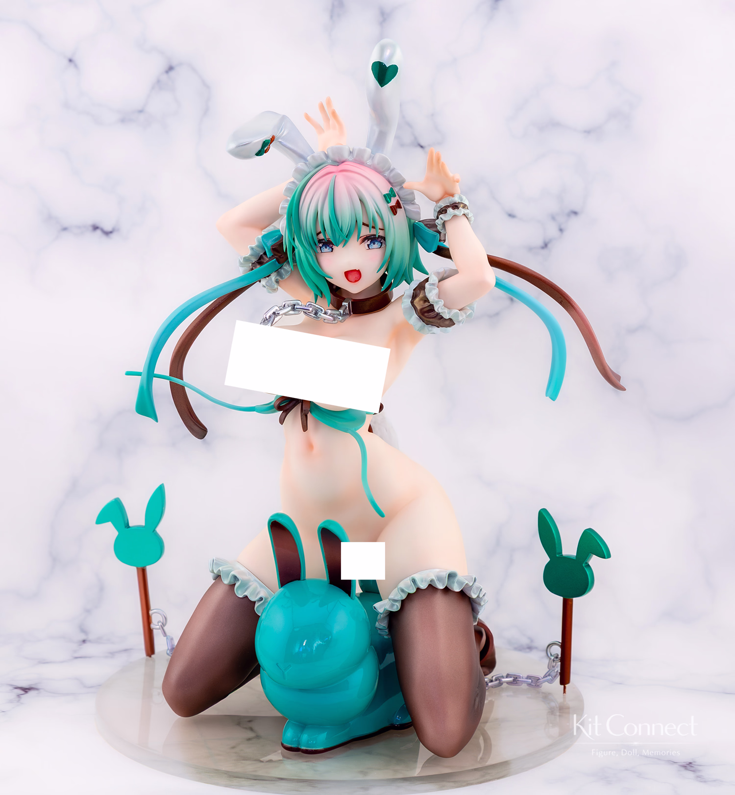 Finished figure, full view