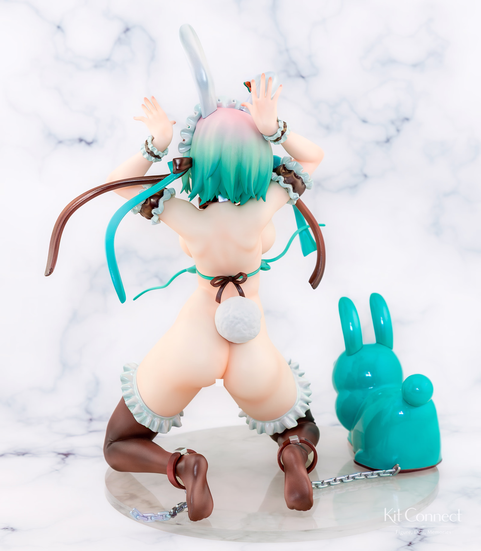 後ろ